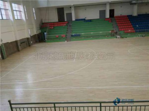 运动木地板挑选看什么