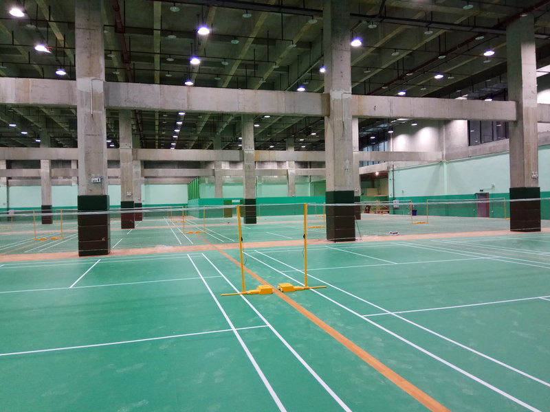 重庆市九龙坡区友动力羽毛球木地板施工案例6