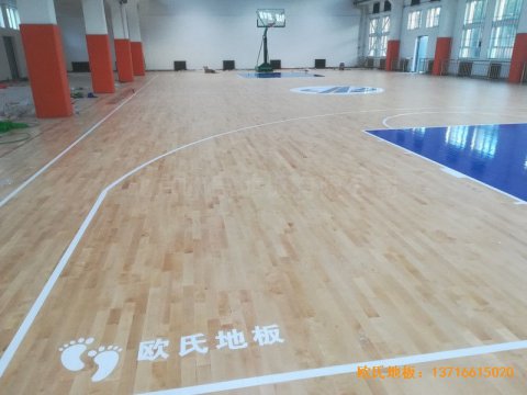 新疆昌吉职工活动中心体育地板安装案