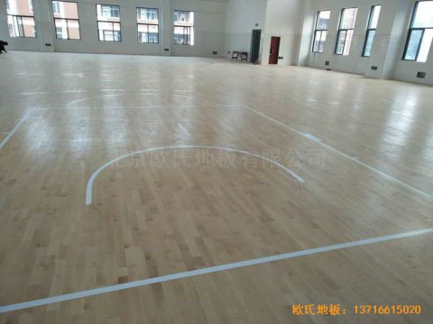 江苏泰州市泰兴济川小学篮球馆运动地