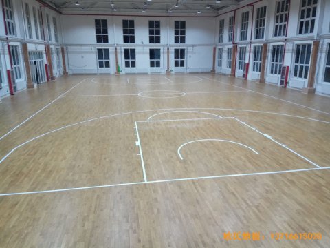 天津西青区梨园监狱篮球馆运动木地板