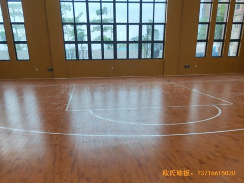 广东珠海白藤东小学篮球馆体育地板施