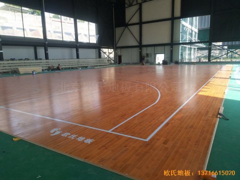 四川泸州合江县人民法院篮球馆体育木