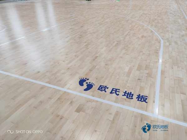 电梯木地板|篮球场室内木地板施工