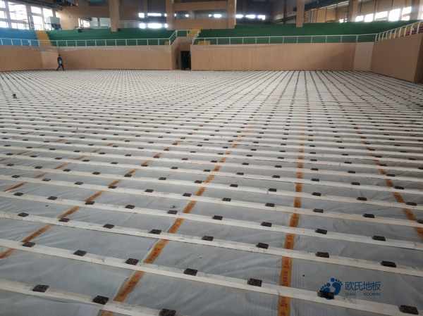 篮球场木地板施工条件2
