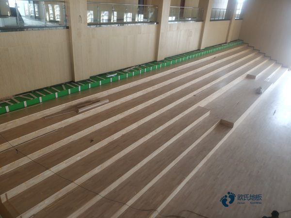 大学篮球木地板施工方案1