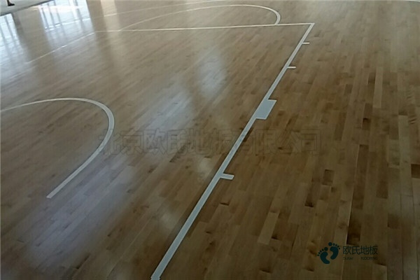 篮球馆运动木地板翻新2