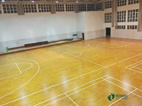 购买篮球场地地板哪些牌子好