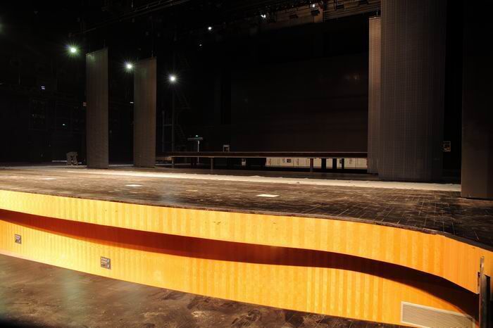 松木舞台场地板哪个牌子较好2