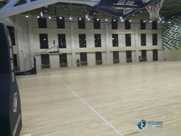 校园运动篮球木地板价格低