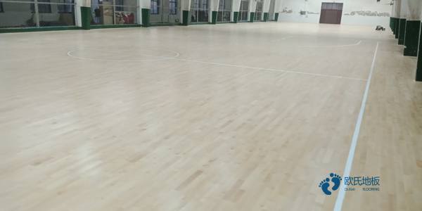 体育场馆木地板安装施工3