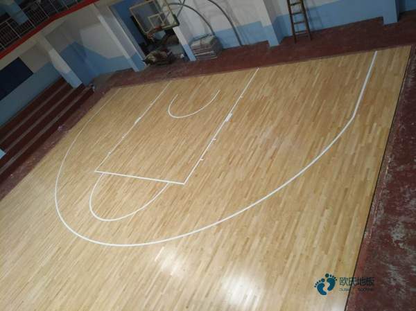 校园运动篮球木地板价目表