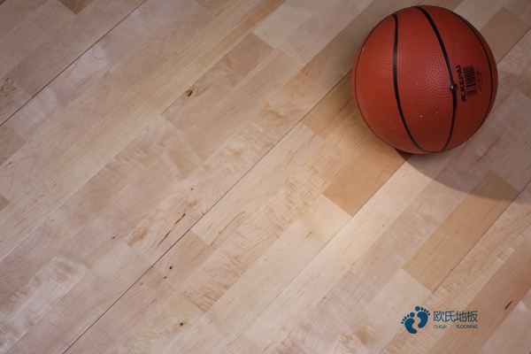 枫桦木运动篮球木地板多少钱一平方米