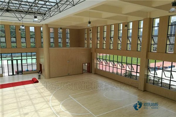 中学运动馆地板施工步骤1