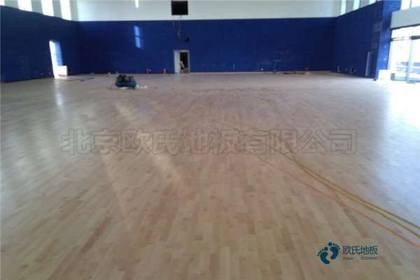 篮球馆专用木地板施工2