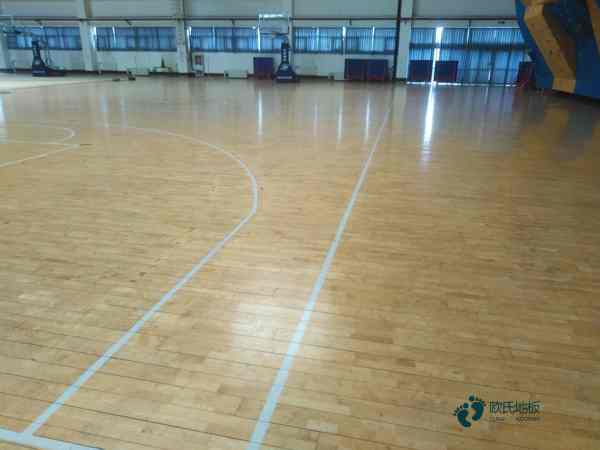 大学运动场木地板施工方案2