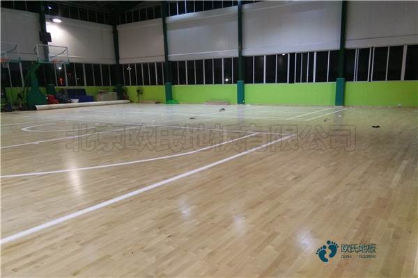 枫桦木运动篮球木地板施工价格