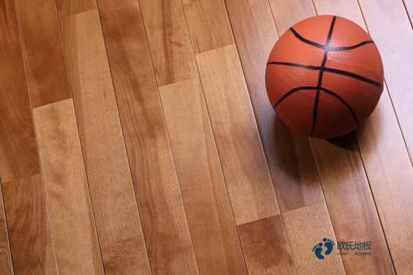 板式龙骨运动篮球木地板施工价格