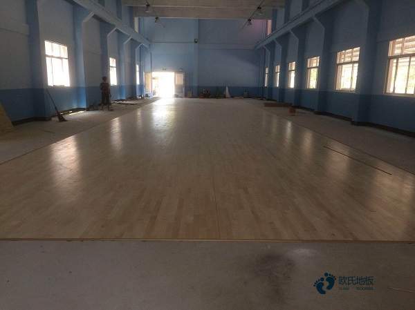 校园运动篮球木地板每平米价格